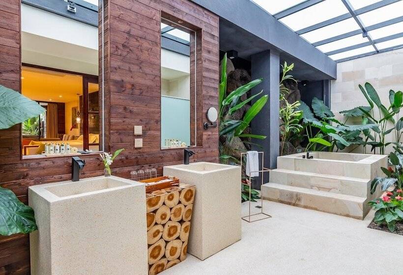 هتل The Bal E Villas