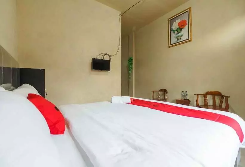 ホテル Reddoorz Near Bukit Kubu Berastagi