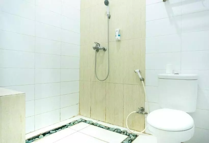 Majatalo Reddoorz Plus @ Ende City Center