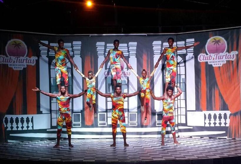 בית מלון כפרי Club Turtas Beach   All Inclusive