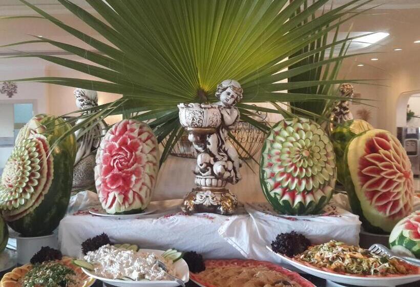 בית מלון כפרי Club Turtas Beach   All Inclusive