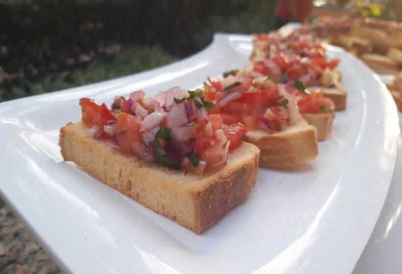 בית מלון כפרי Club Turtas Beach   All Inclusive