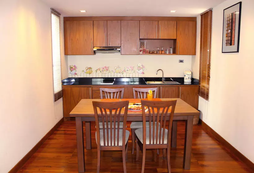 Bally Suite Sukhumvit