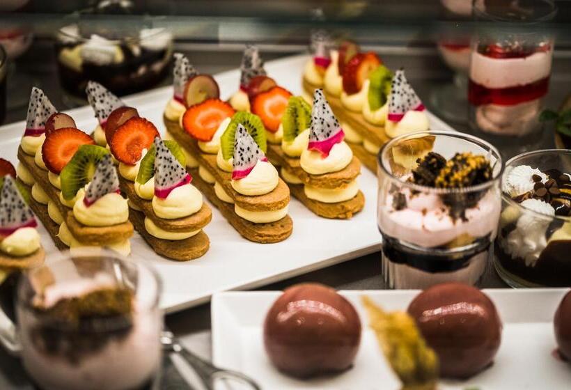 فندق Aeolos Beach Resort