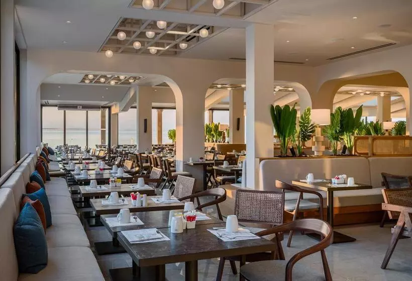 Отель Aeolos Beach Resort