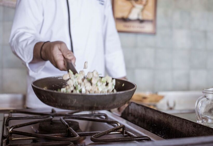 فندق Aeolos Beach Resort