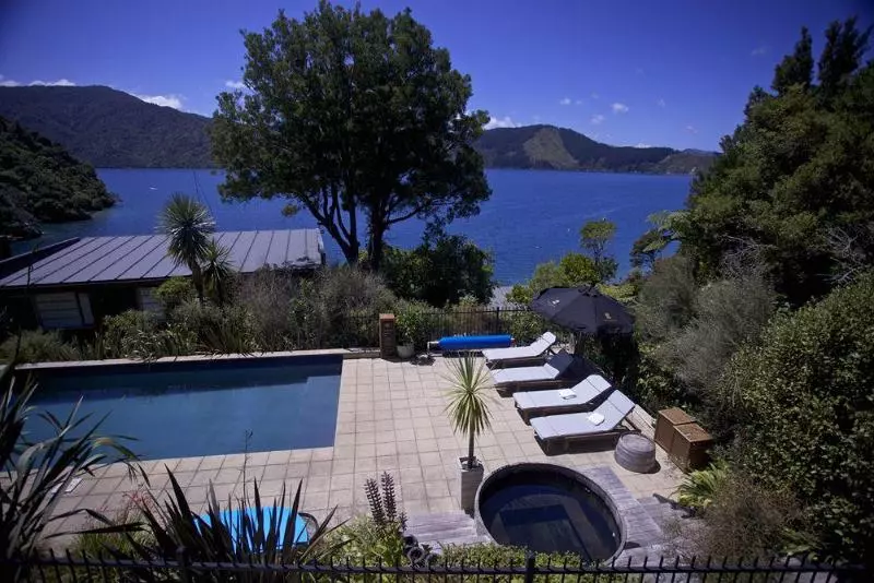 ホテル Bay Of Many Coves