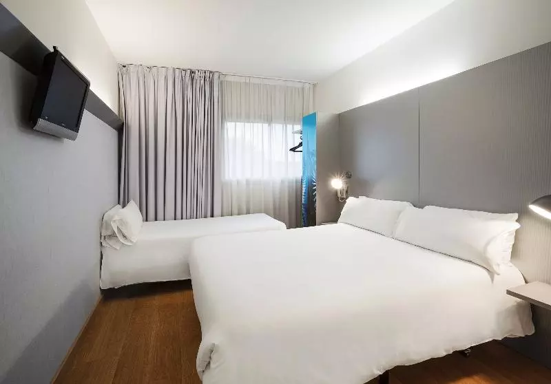B&b Hotel Girona 2