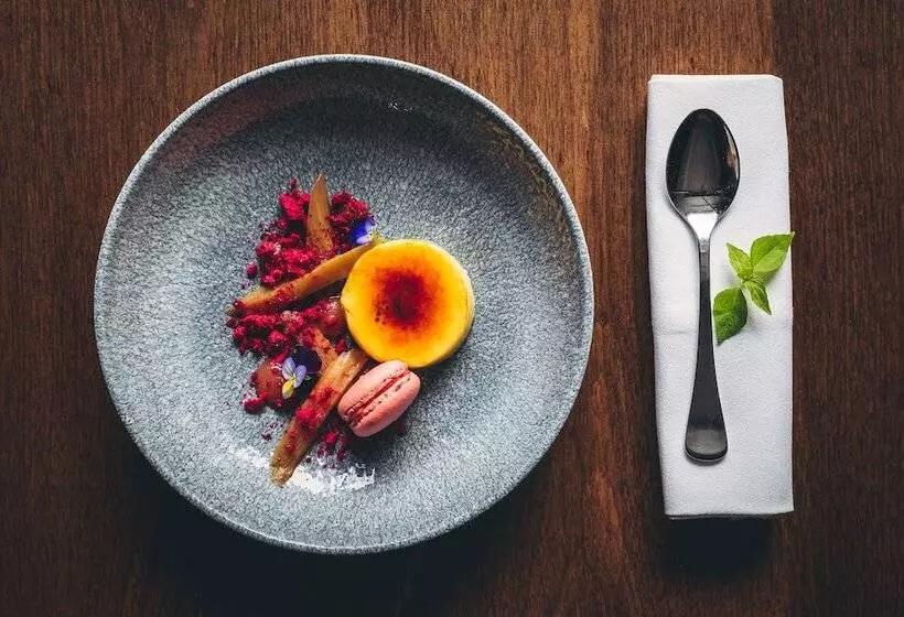 בית מלון כפרי Bolton