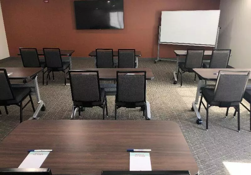 酒店 Candlewood Suites Fort Wayne   Nw, An Ihg