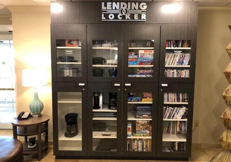 בית מלון כפרי Candlewood Suites Fort Wayne   Nw, An Ihg