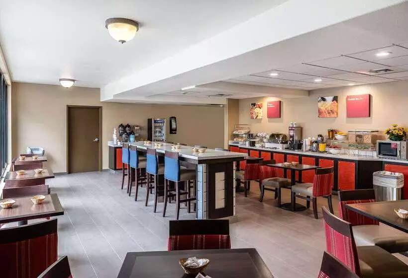 酒店 Comfort Suites San Jose Airport
