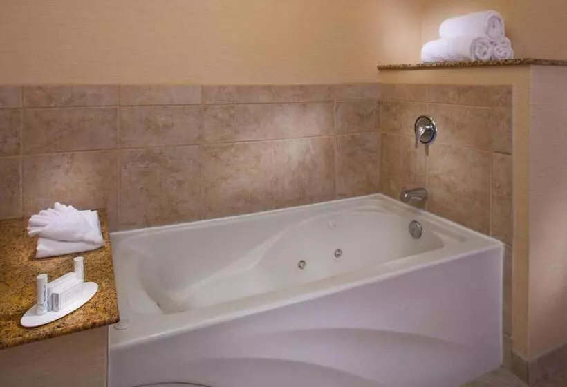 Hotel Courtyard By Marriott Sandestin At Grand Boulevard