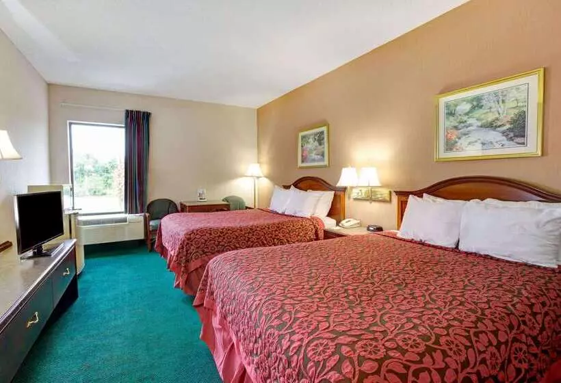 Отель Days Inn & Suites By Wyndham Louisville Sw