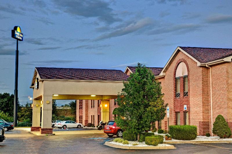 호텔 Days Inn & Suites By Wyndham Louisville Sw