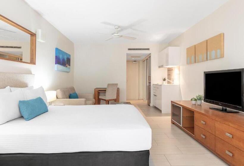 ホテル Drift Palm Cove