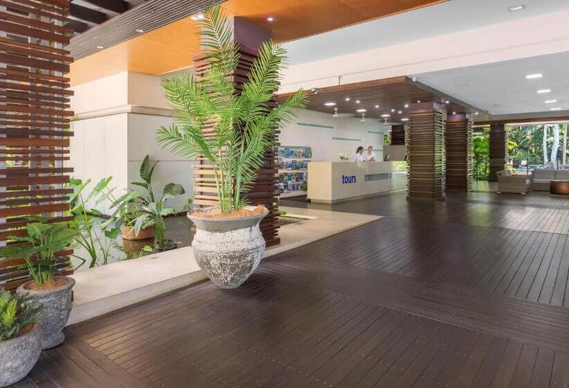 ホテル Drift Palm Cove