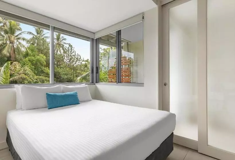 ホテル Drift Palm Cove