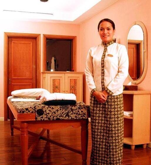 בית מלון כפרי Gran Puri Manado