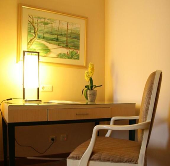 בית מלון כפרי Gran Puri Manado