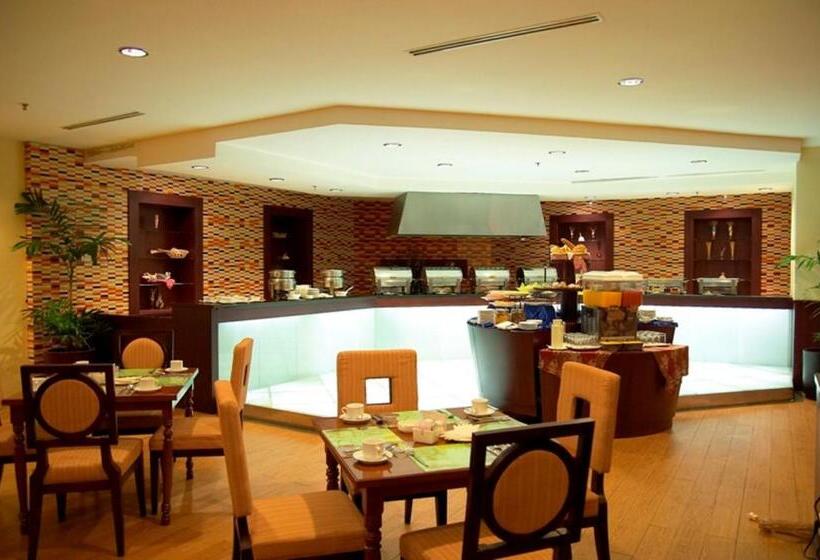 בית מלון כפרי Gran Puri Manado