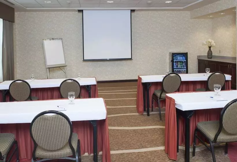 Hotelli Hilton Garden Inn St. Paul/oakdale