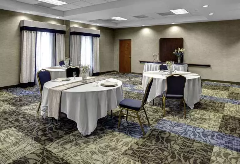 فندق Holiday Inn Express Ashland, An Ihg