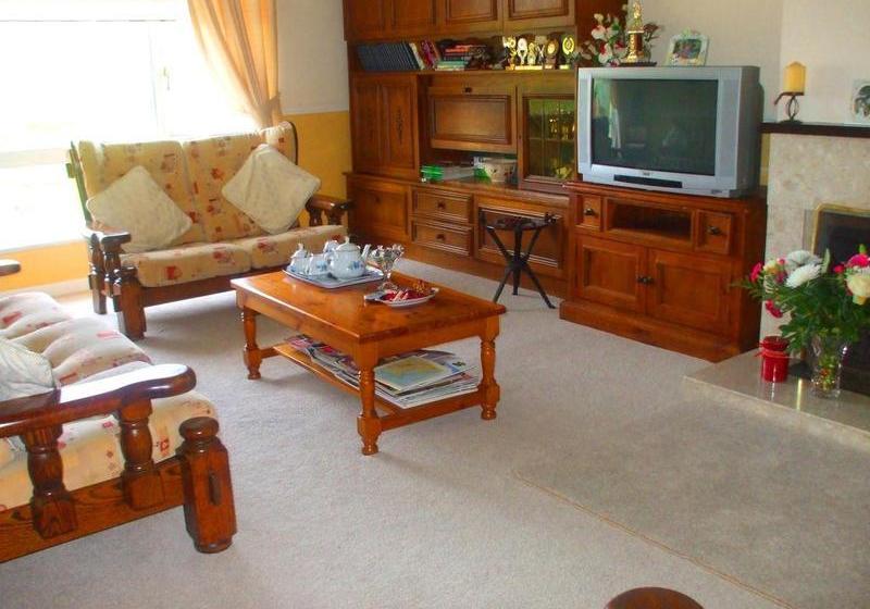 Отель Perrymount Country Home