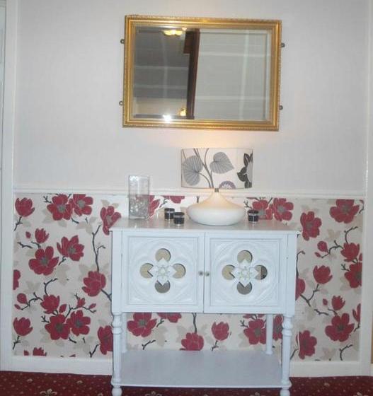 Отель Perrymount Country Home