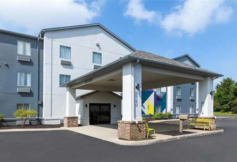 ホテル Quality Suites Ne Indianapolis Fishers