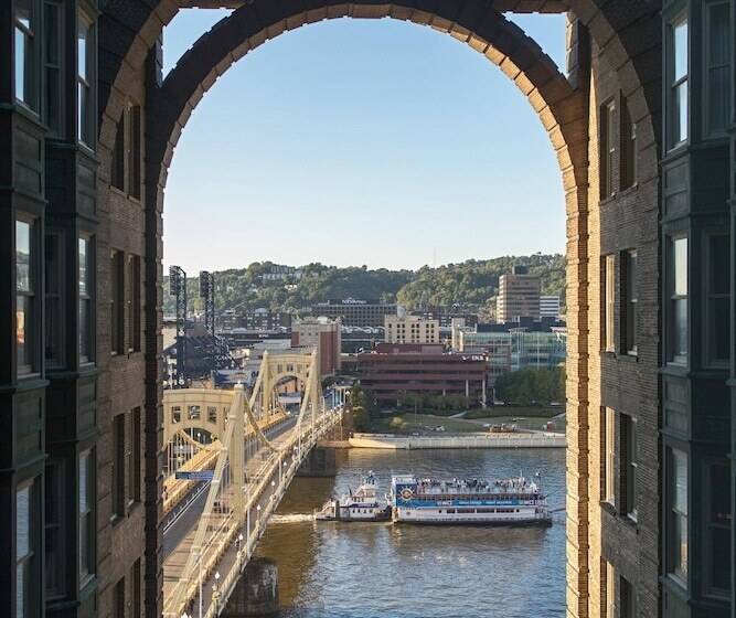 Отель Renaissance Pittsburgh