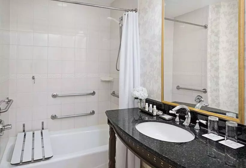 هتل Renaissance Pittsburgh