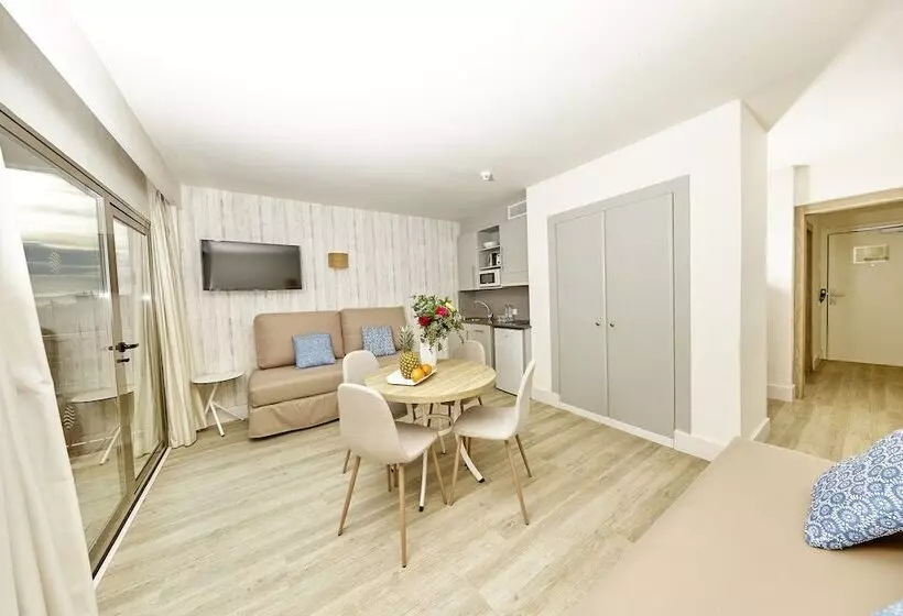 Leonardo Royal Suites Ibiza Santa Eulalia