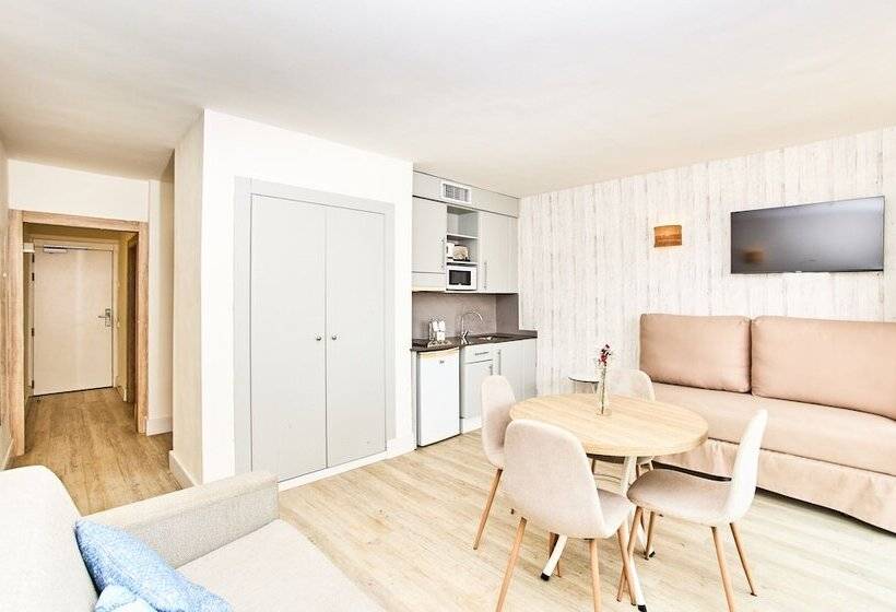 Leonardo Royal Suites Ibiza Santa Eulalia