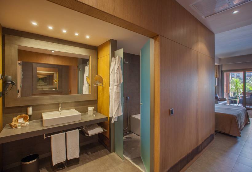 Lopesan Baobab Resort