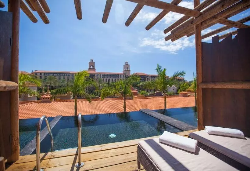 Lopesan Baobab Resort