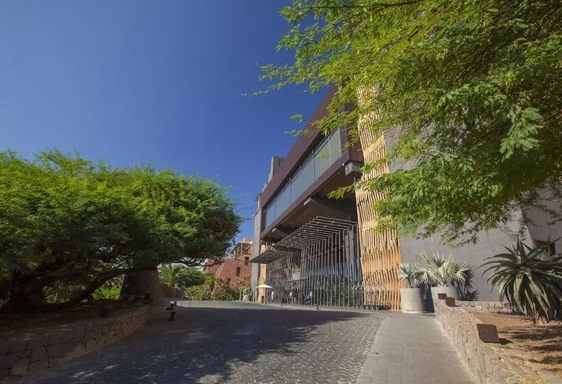 Lopesan Baobab Resort