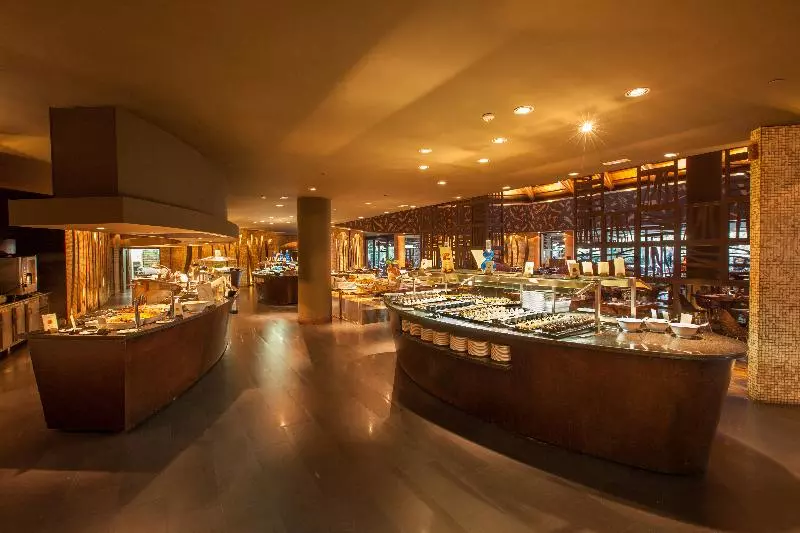 Lopesan Baobab Resort