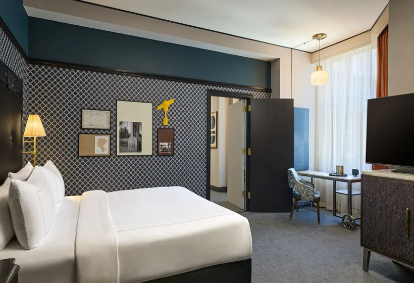 The Atterbury Hotel, Autograph Collection 
