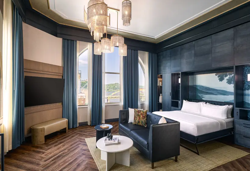 The Atterbury Hotel, Autograph Collection 