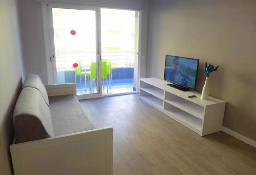 Rentalmar Zahara Family Suites