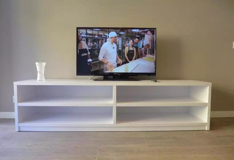 Rentalmar Zahara Family Suites