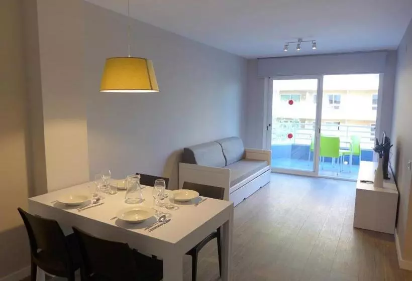 Rentalmar Zahara Family Suites