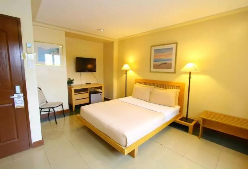 ホテル Trace Suites By Sms Hospitality