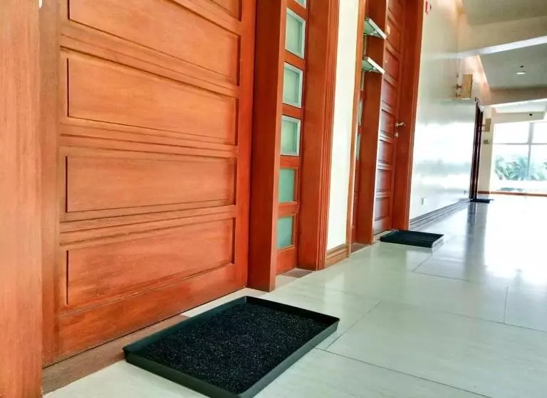 ホテル Trace Suites By Sms Hospitality