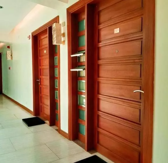 ホテル Trace Suites By Sms Hospitality