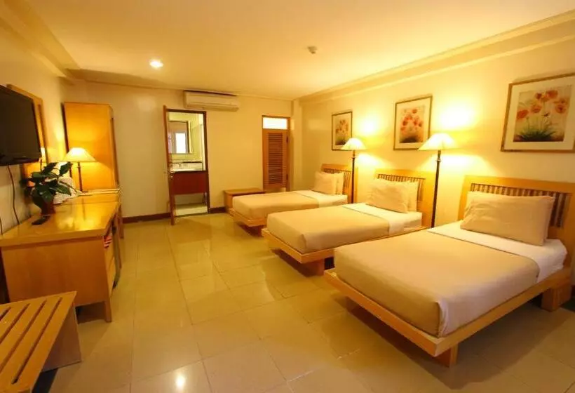 ホテル Trace Suites By Sms Hospitality