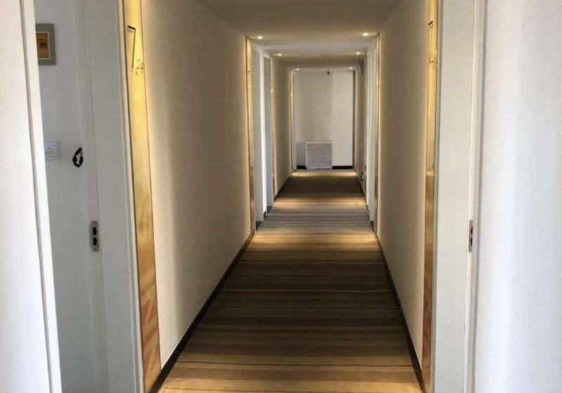 Hotel 7 Days Premium·tongliao Rtmart