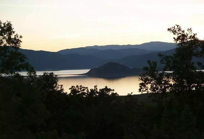 ホテル Agios Germanos