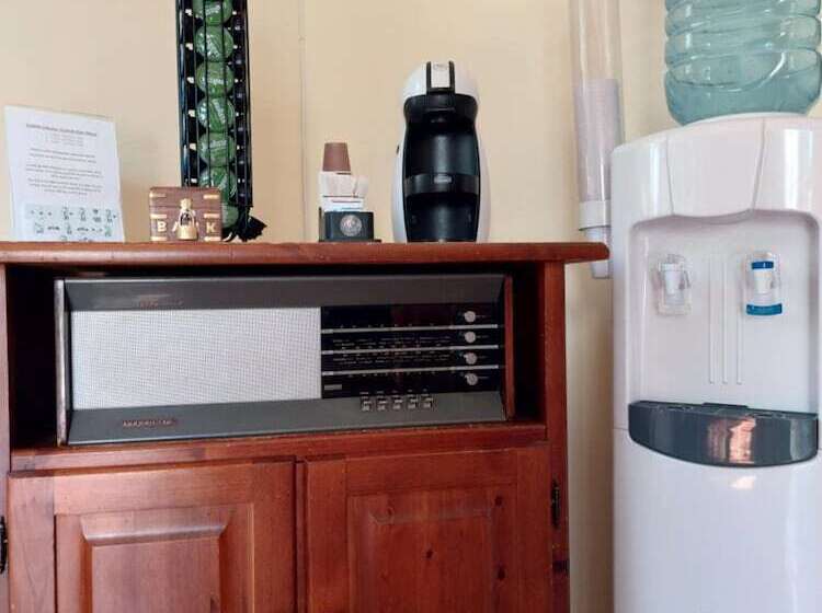 Отель B&b Monticelli